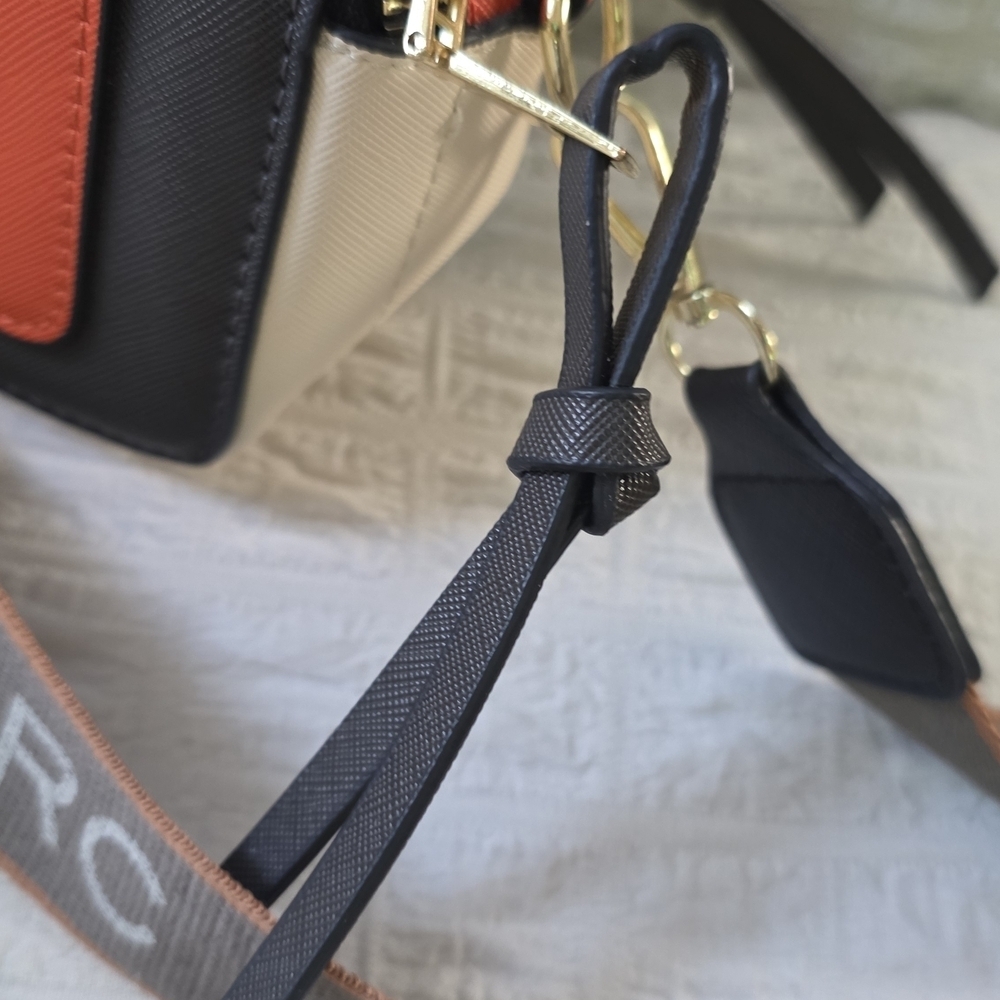 Marc Jacobs Black and Orange Crossbody Bag - Picture 4 of 10